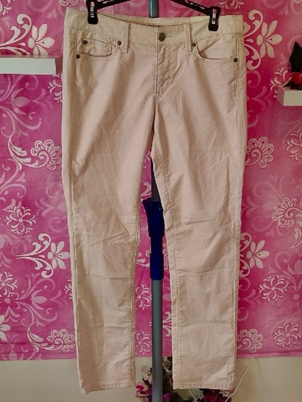 Ann Taylor LOFT Petite Corduroys in Light Beige